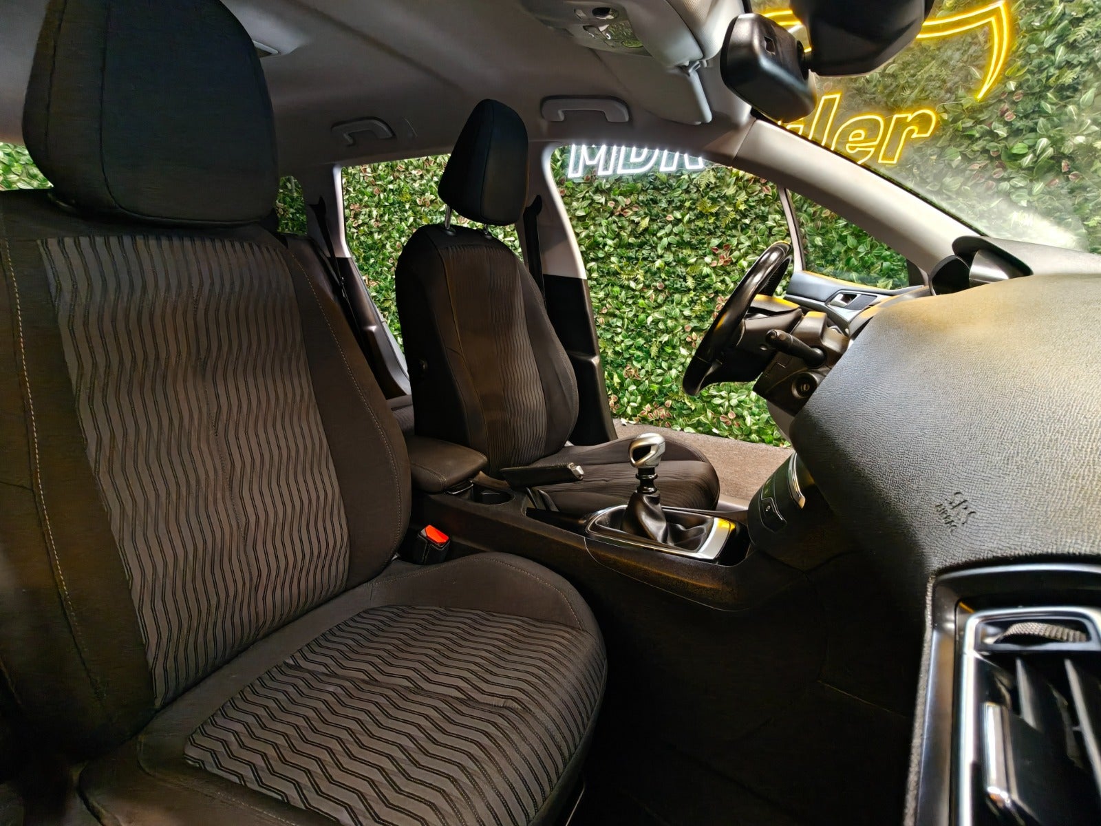 Billede af Peugeot 308 1,6 BlueHDi 120 Active SW