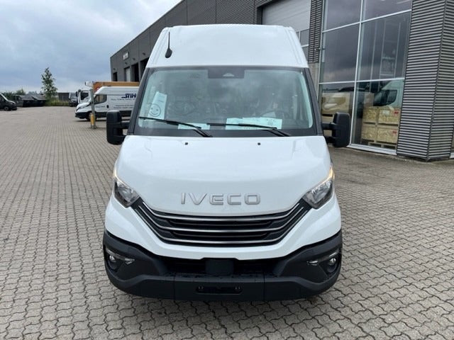 Billede af Iveco Daily 2,3 35S14 12m³ Van