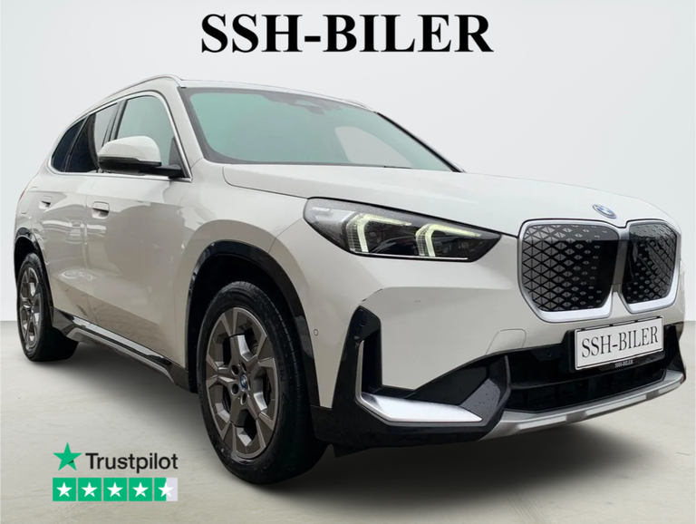 BMW iX1 eDrive20 X-Line