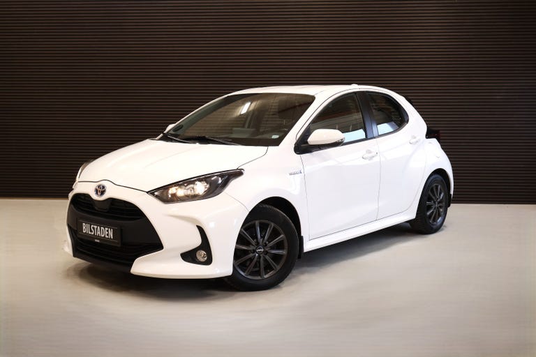 Toyota Yaris Hybrid H3 e-CVT