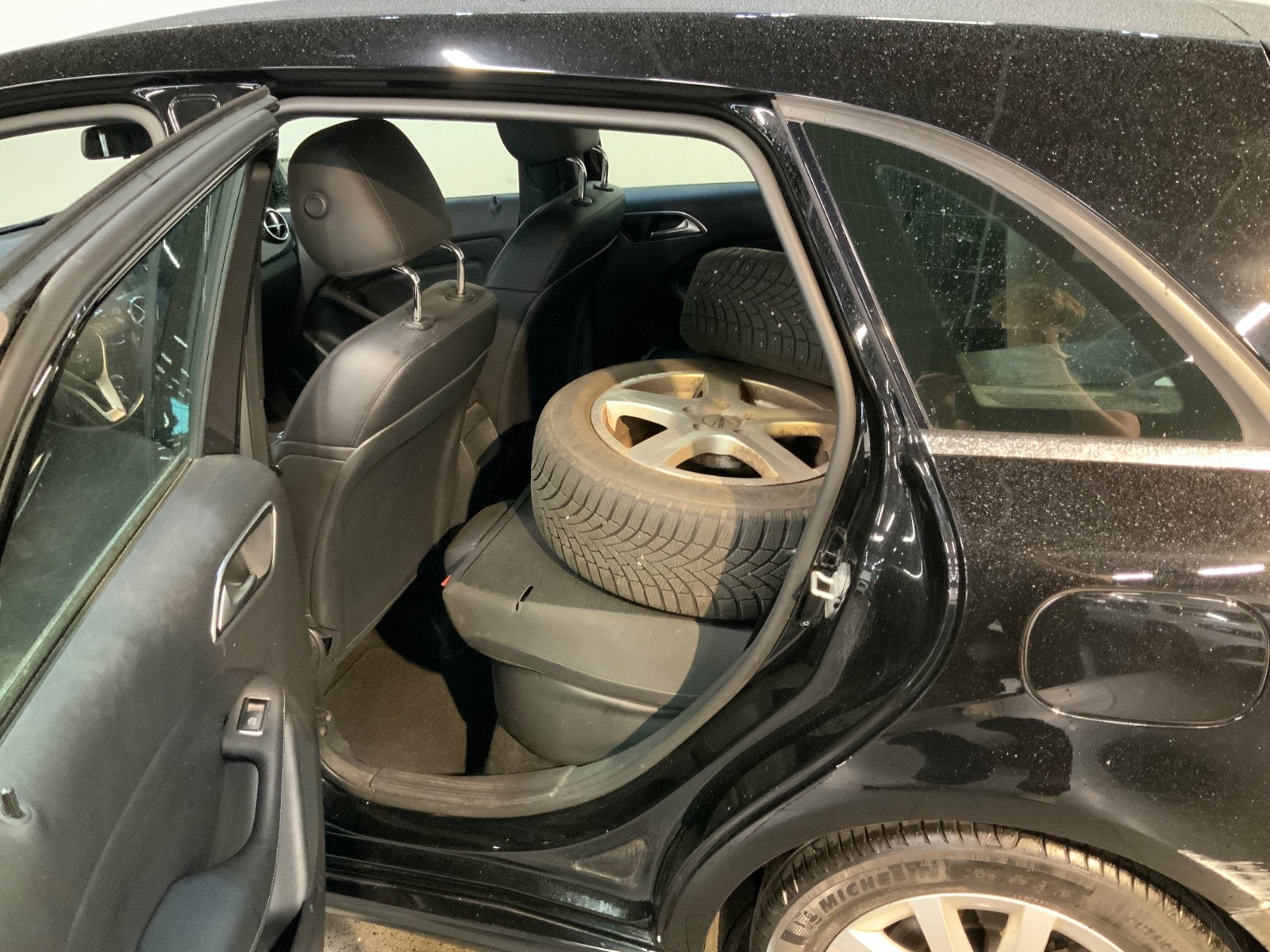 Mercedes-Benz B 180 (6/8)