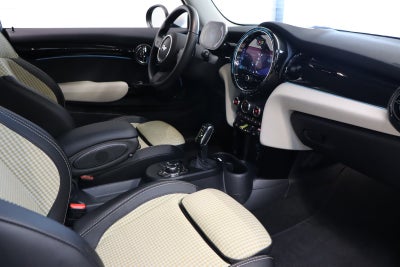 MINI Cooper SE Classic Trim
