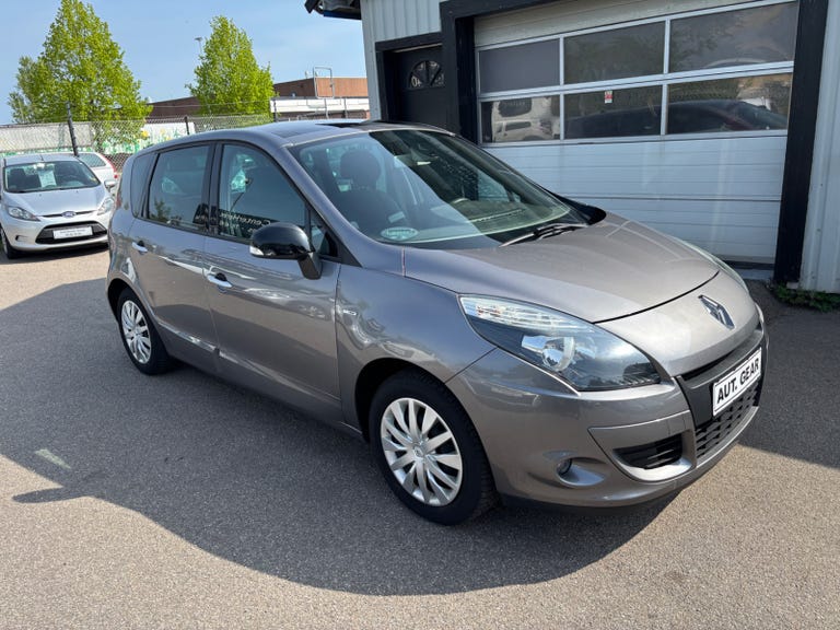 Renault Scenic III dCi 110 Expression aut.
