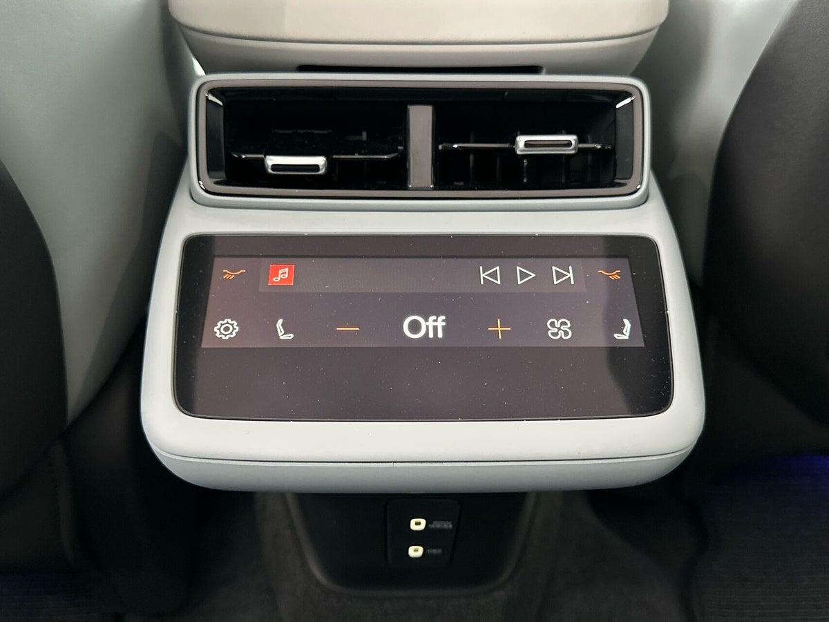 Polestar 4 Long Range billede 23