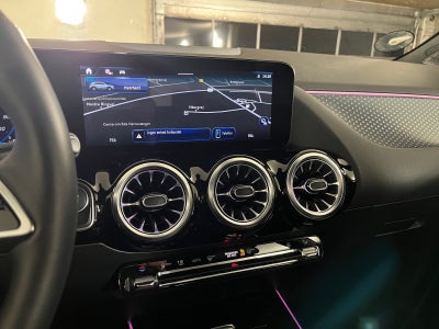 Mercedes EQA300 Progressive 4Matic