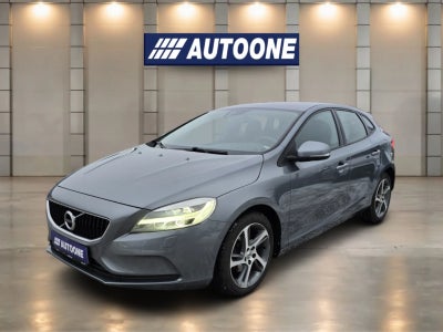 Volvo V40 2,0 D2 120 Momentum 5d