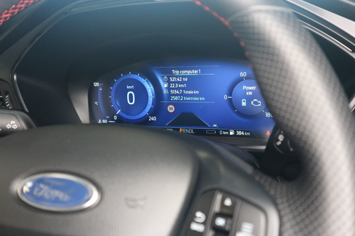 Ford Kuga PHEV ST-Line X CVT