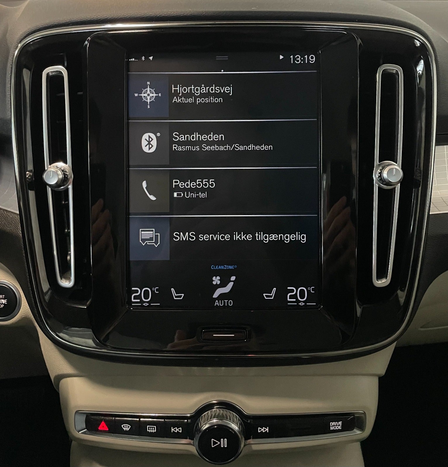 Billede af Volvo XC40 2,0 T5 247 Momentum aut. AWD