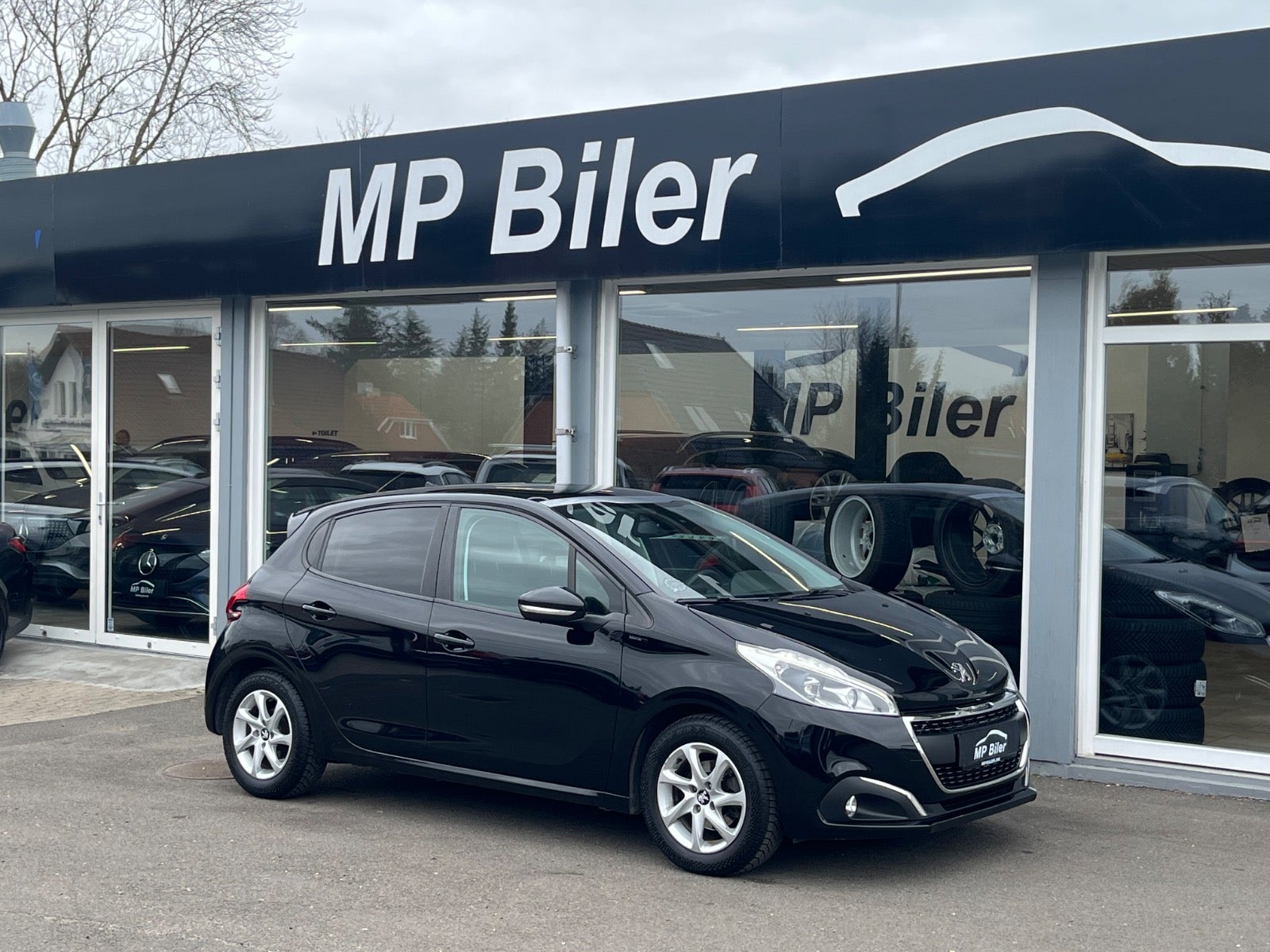 Billede af Peugeot 208 1,5 BlueHDi 100 Allure Sky