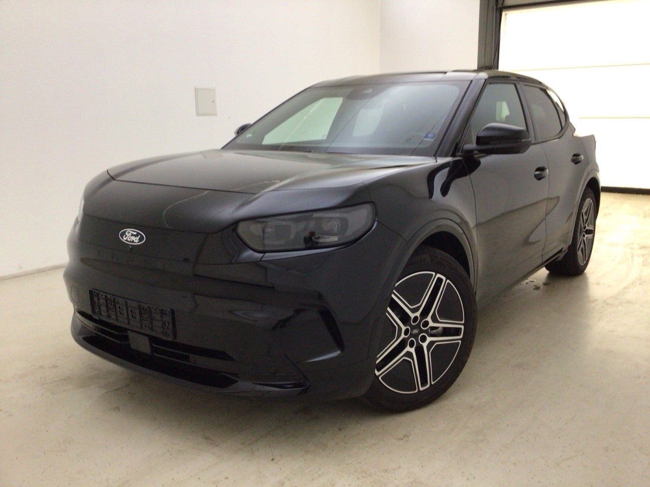 Ford Capri Premium Extended Range AWD