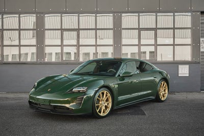 Porsche Taycan GTS  Performance+  4d