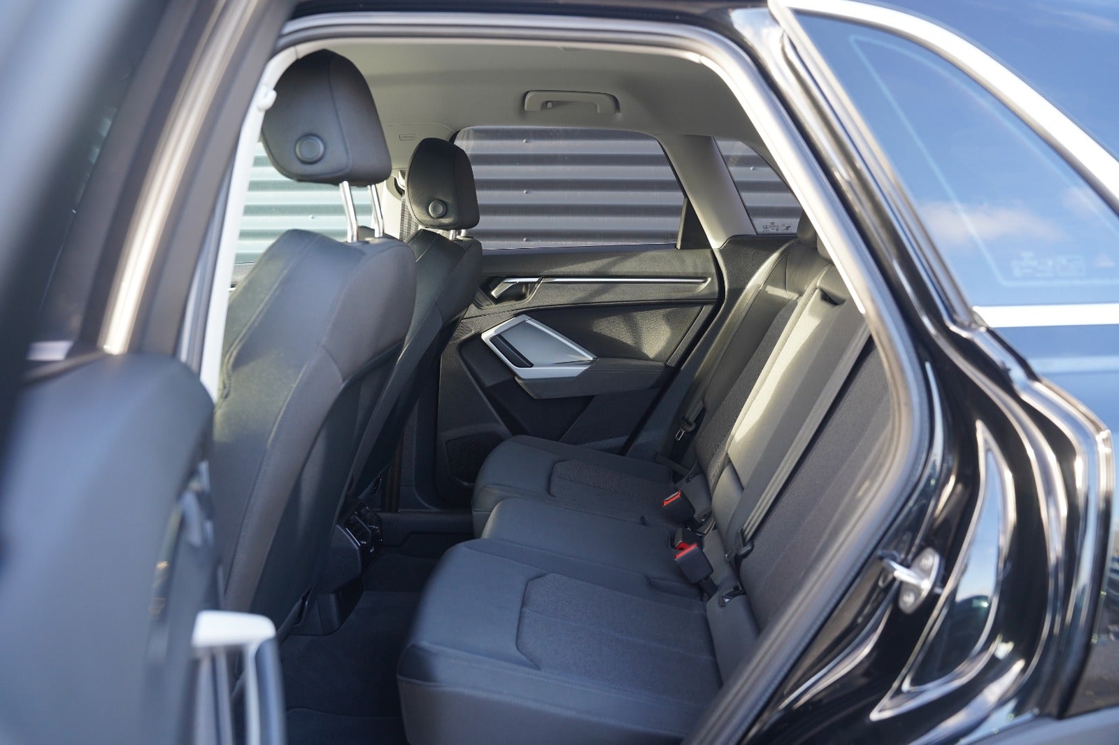 Billede af Audi Q3 45 TFSi e Attitude plus S-tr.