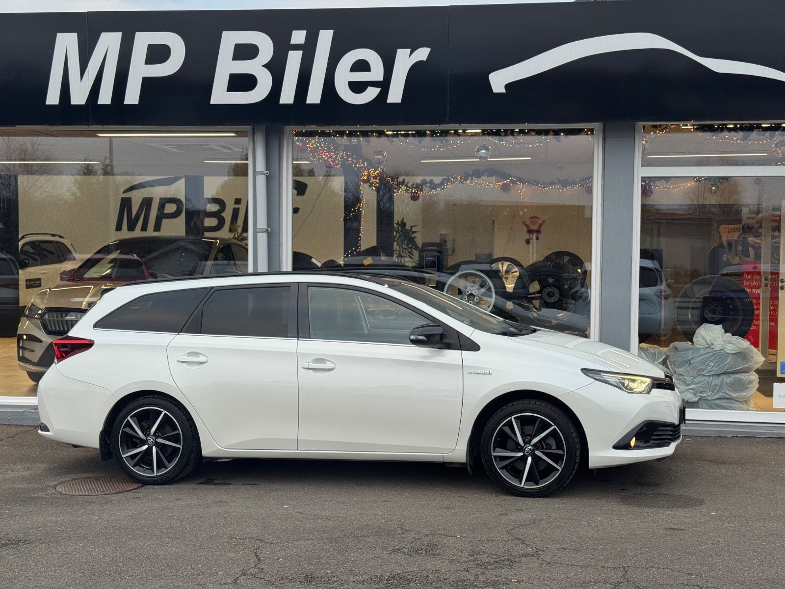 Billede af Toyota Auris 1,8 Hybrid H2 Style Touring Sports CVT
