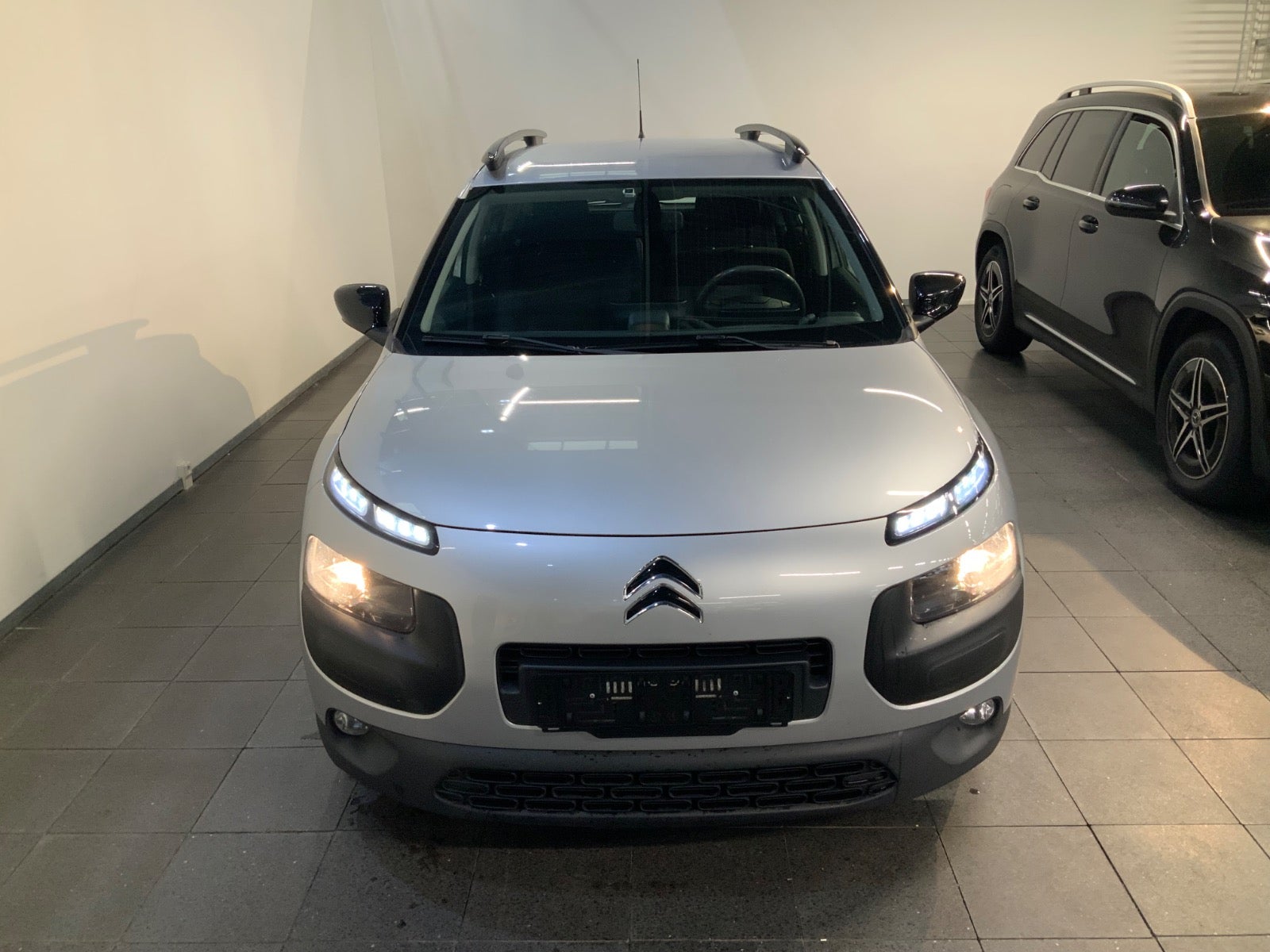 Citroën C4 Cactus (2/8)