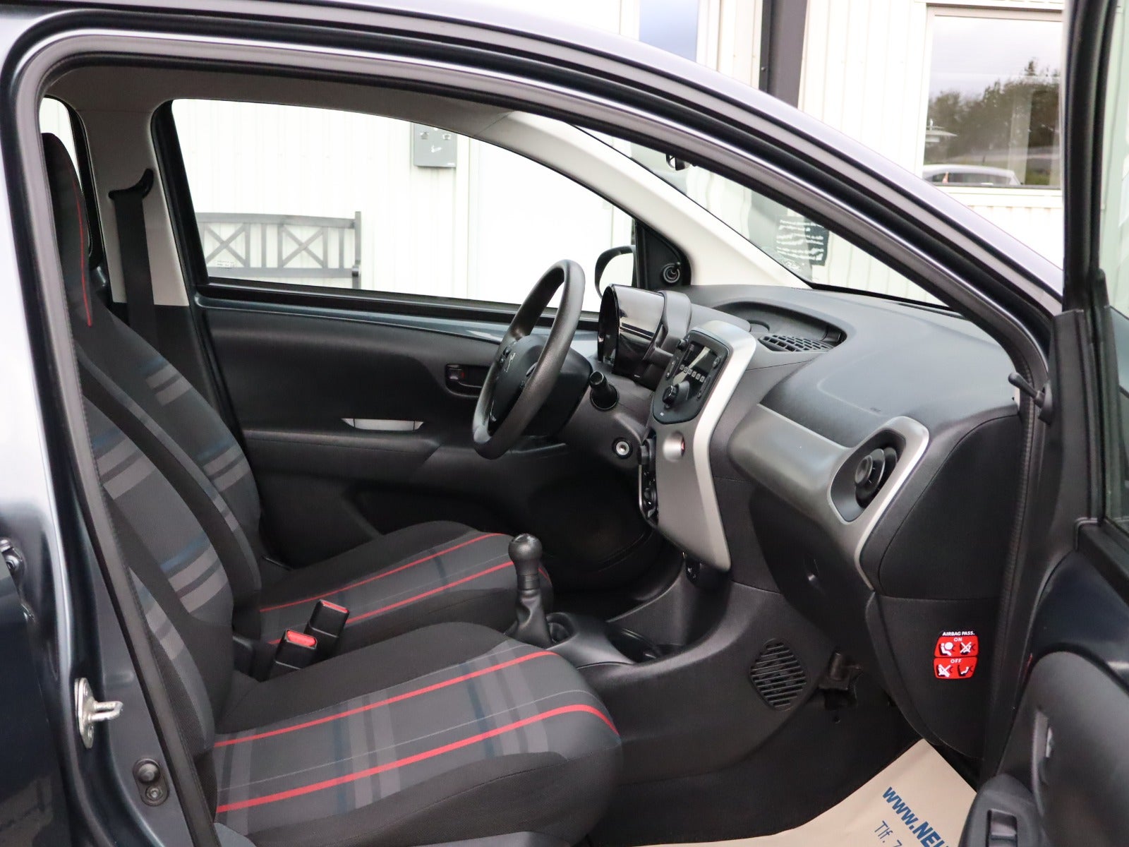 Billede af Peugeot 108 1,0 e-VTi 69 Allure