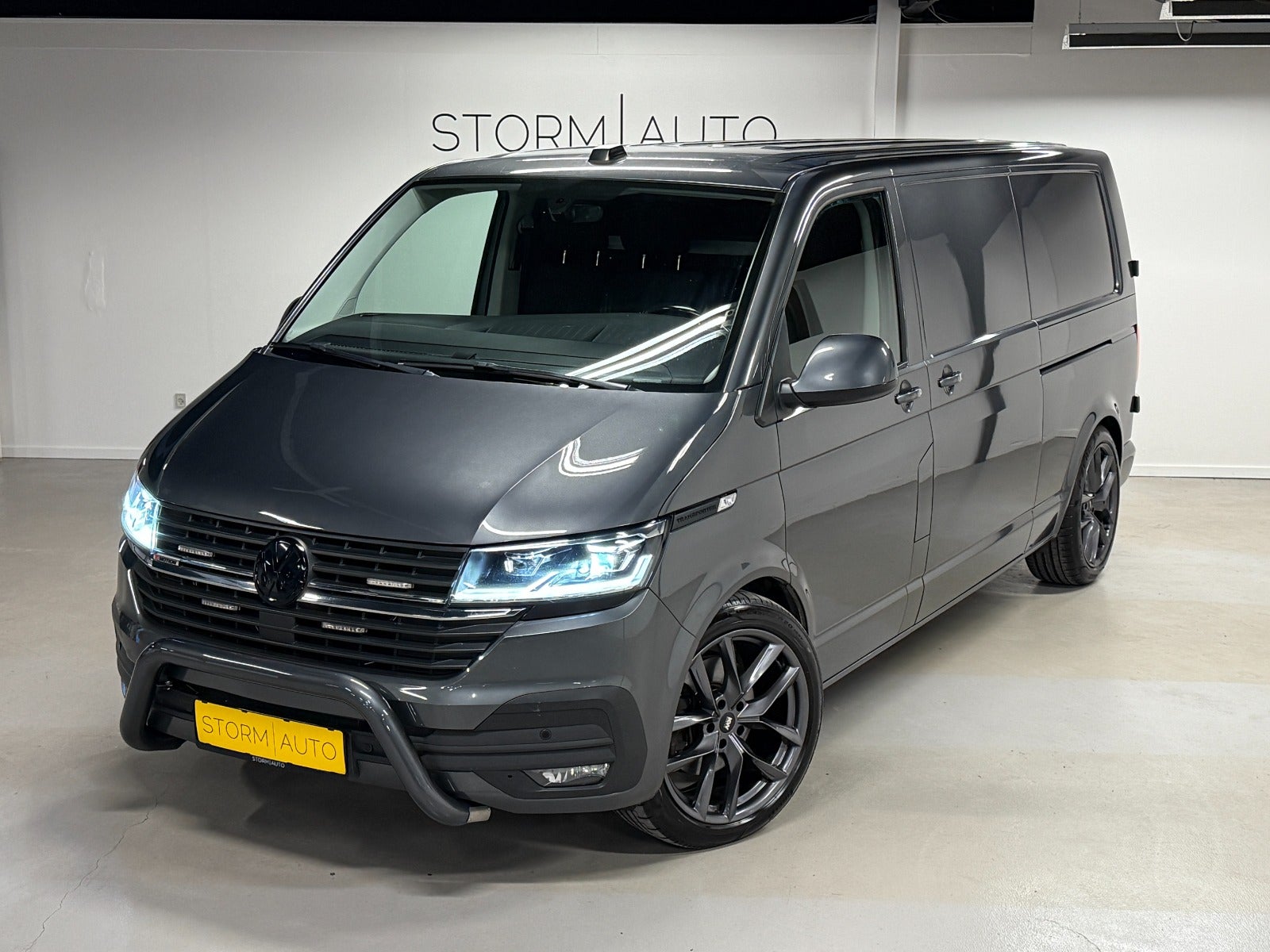 VW Transporter TDi 199 Kassevogn DSG 4Motion lang