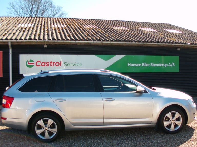 Skoda Octavia TSi 150 Style Combi