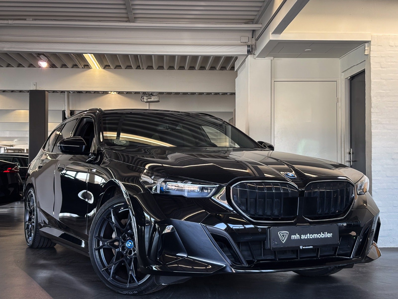 Billede af BMW i5  eDrive40 Touring M-Sport