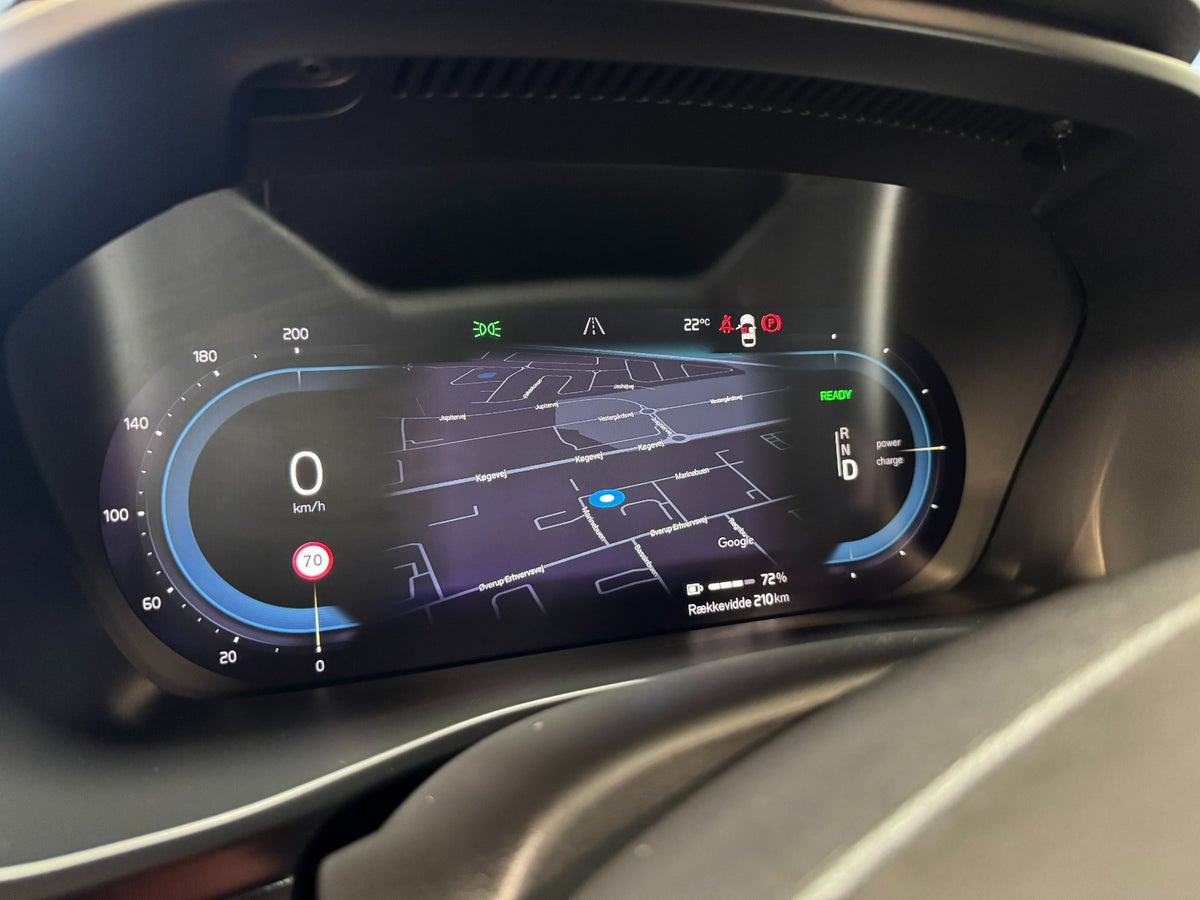 Volvo XC40 P6 ReCharge Core