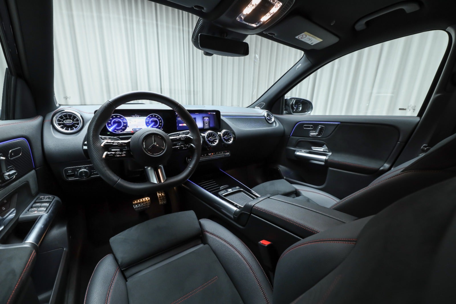 Mercedes-Benz EQA 250+ (4/8)