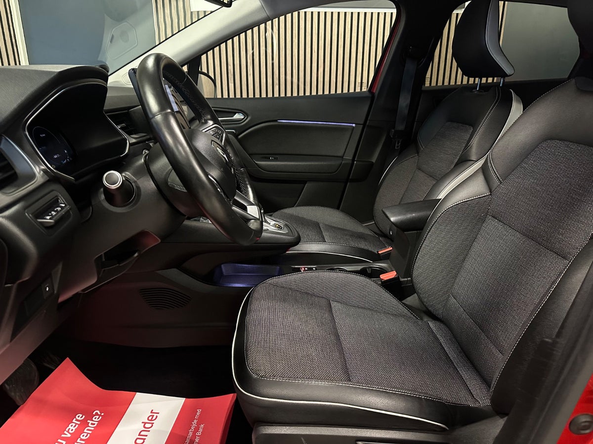 Renault Captur E-Tech Intens