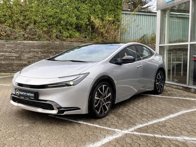 Toyota Prius Plug-in Hybrid Elegant