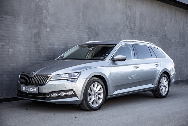 Skoda Superb billede
