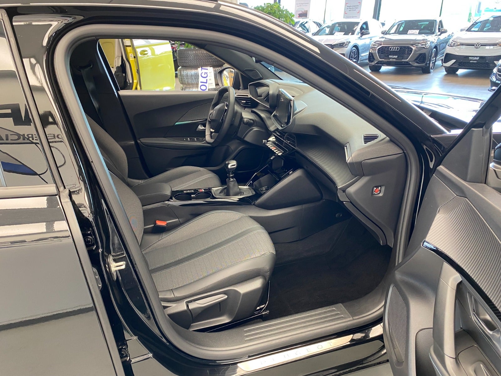 Billede af Peugeot 2008 1,2 PureTech 130 Allure