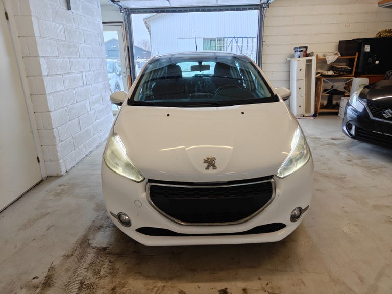 Peugeot 208 e-HDi 92 Active