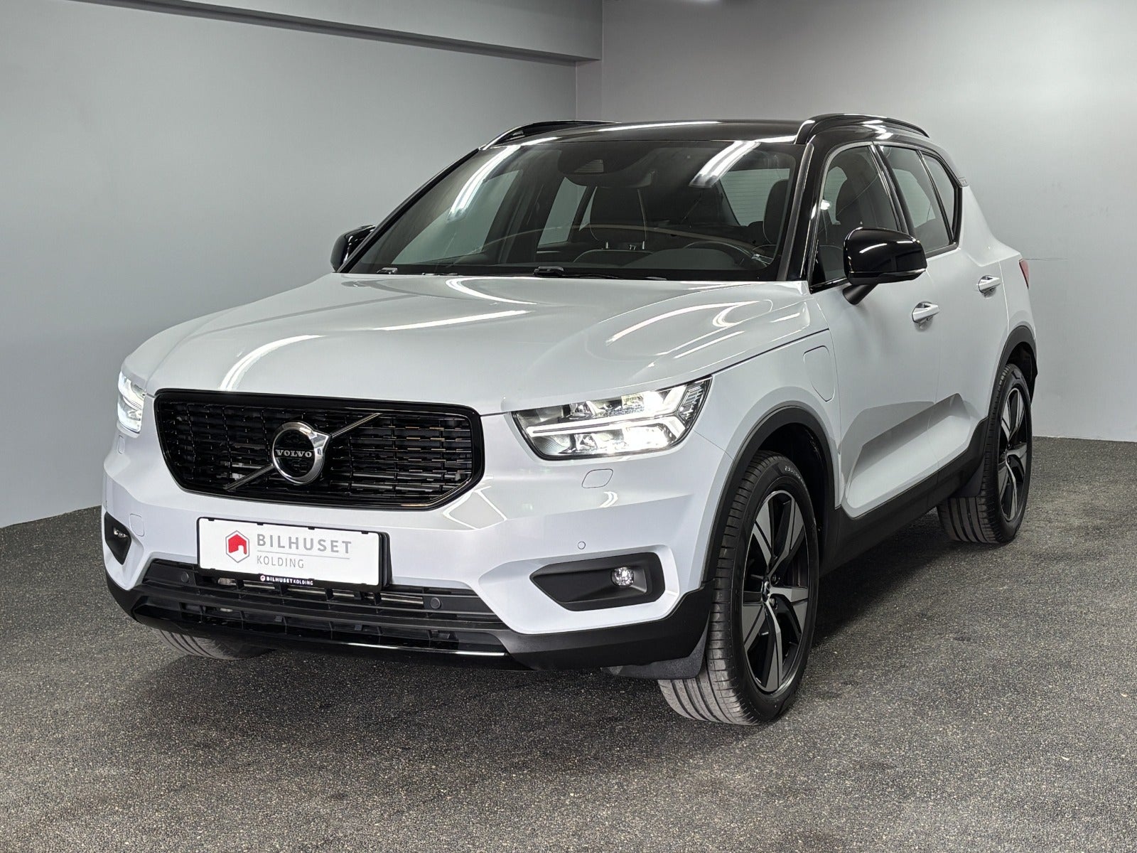 Billede af Volvo XC40 1,5 T5 ReCharge R-Design aut.
