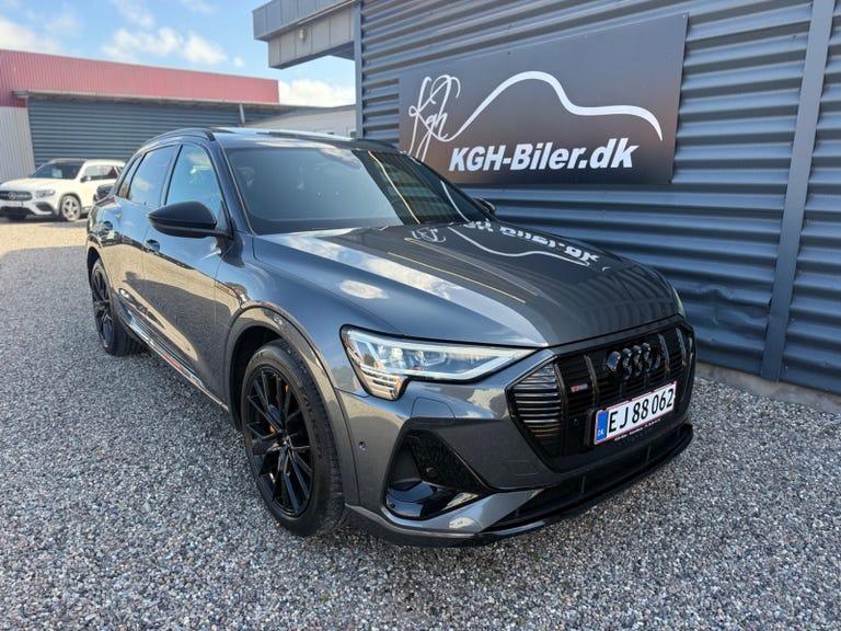 Audi e-tron S-line quattro