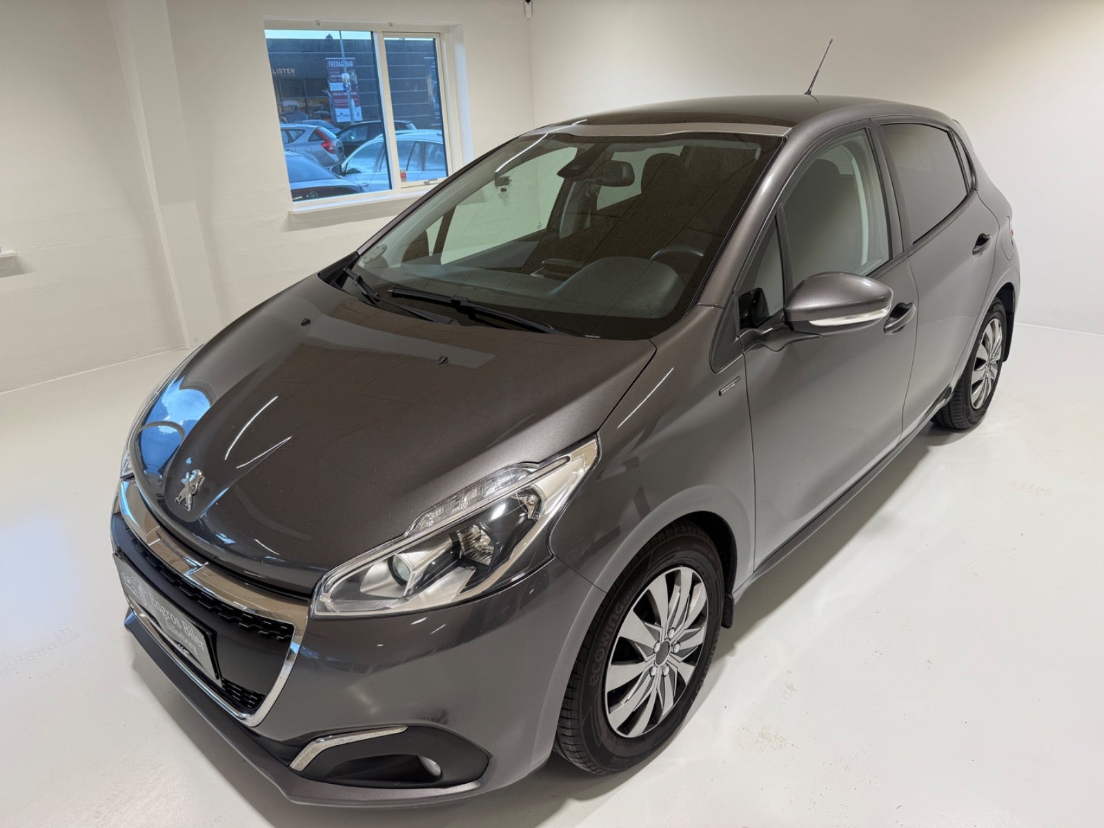 Peugeot 208 BlueHDi 100 Like Sky