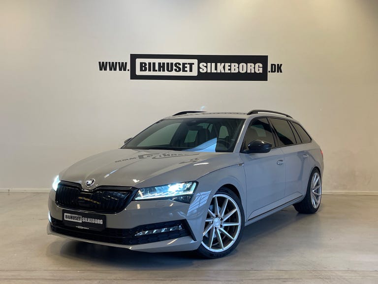 Skoda Superb TSi iV Sportline Combi DSG