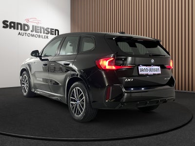 BMW iX1 eDrive20 M-Sport Premium