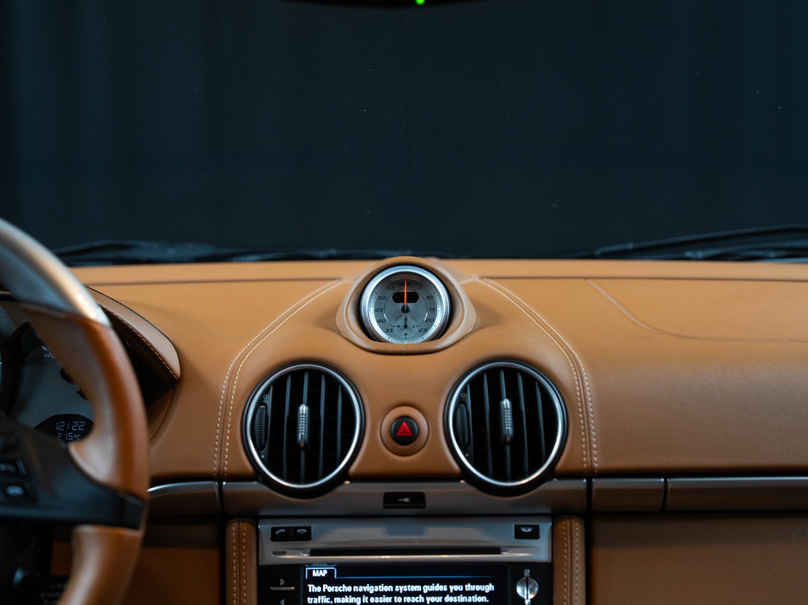 Gallery image 16 of 18