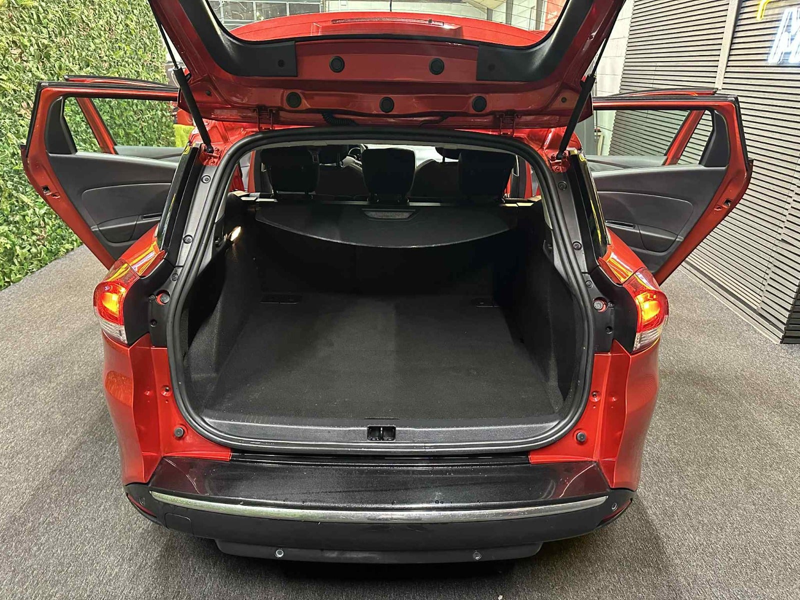 Billede af Renault Clio IV 0,9 TCe 90 Limited Sport Tourer