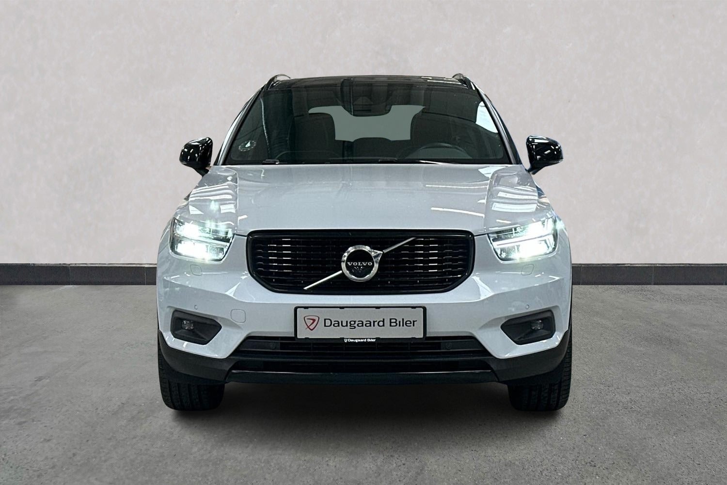 Billede af Volvo XC40 1,5 T5 ReCharge R-Design aut.