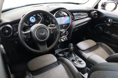 MINI Cooper SE Classic Trim