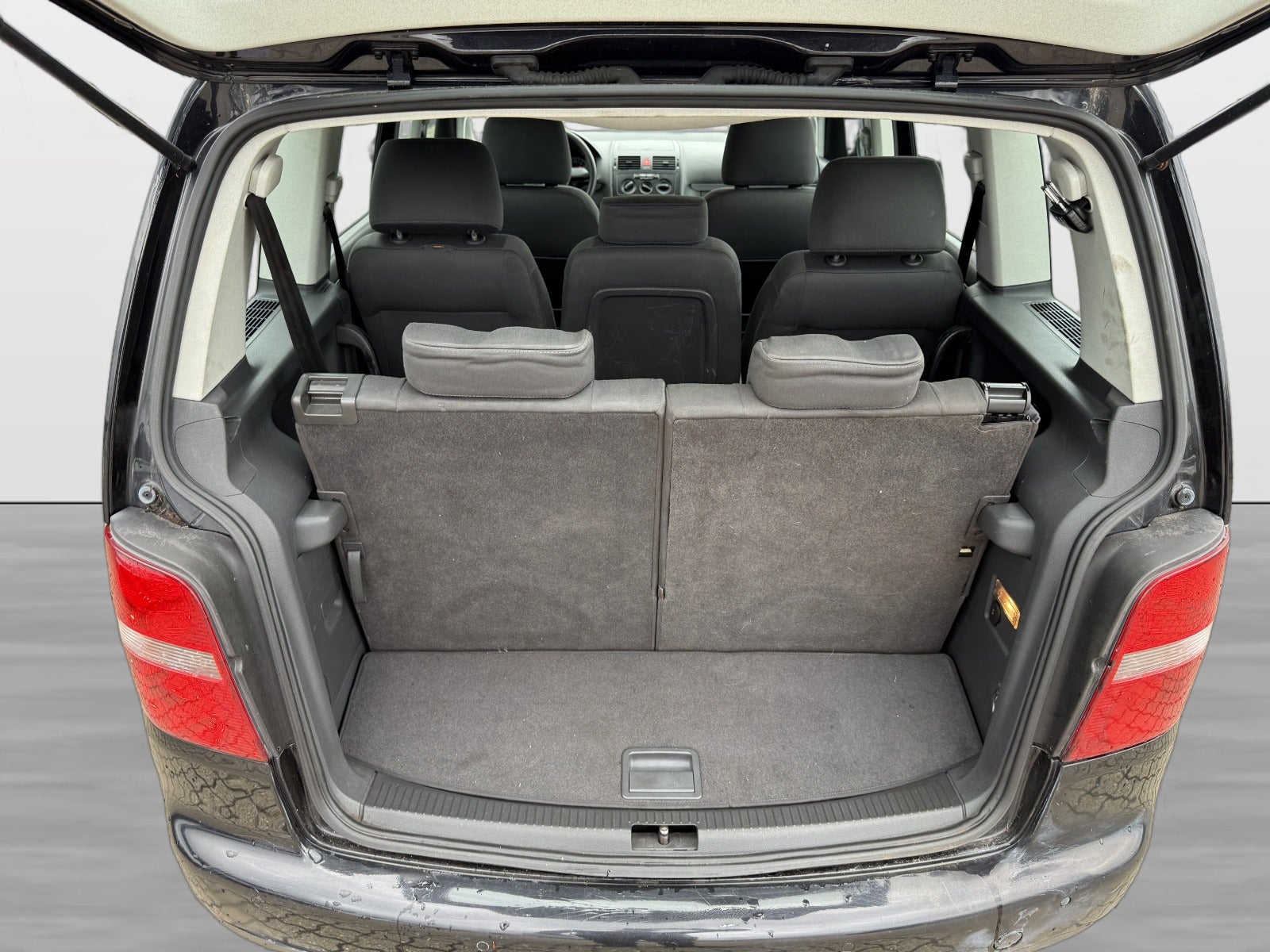 Billede af VW Touran 2,0 FSi Trendline 7prs