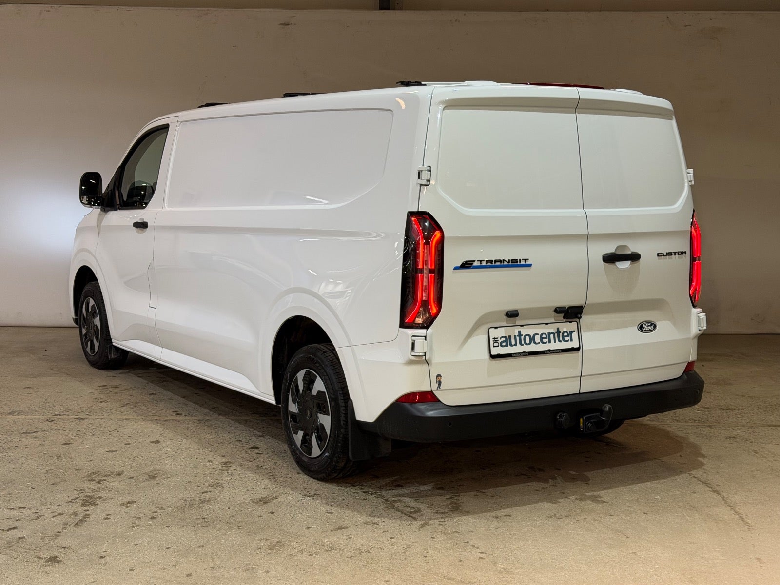 Ford E-Transit Custom 320L Trend