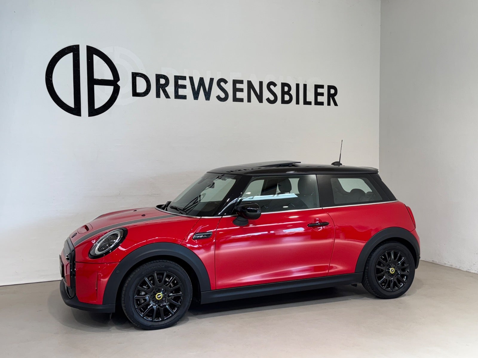 MINI Cooper SE Camden Edition