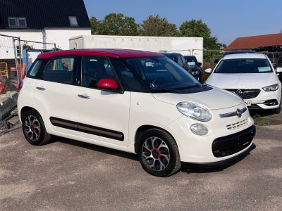 Fiat 500L 1,4 T-Jet 120 Urban Benzin modelår 2017 km 64000 Hvid nysynet ABS airbag startspærre servo