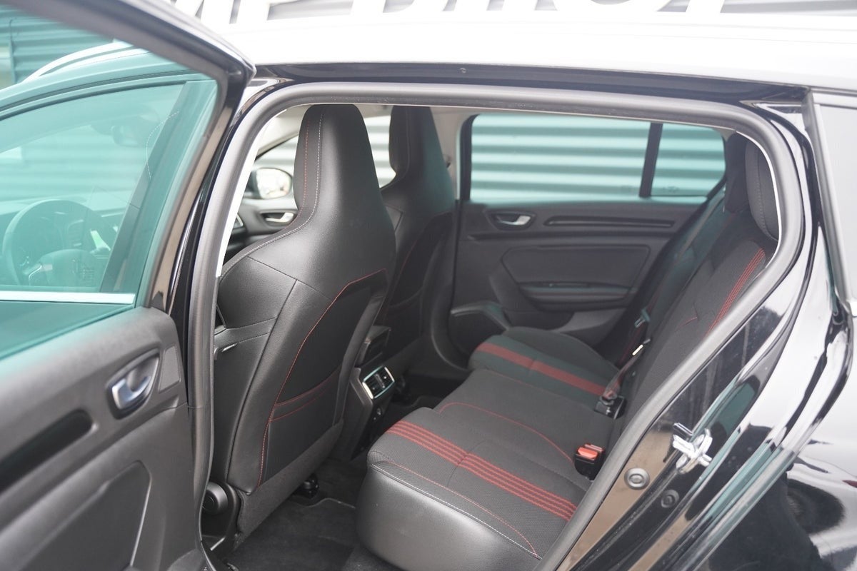 Billede af Renault Megane IV 1,6 E-Tech R.S. Line Sport Tourer