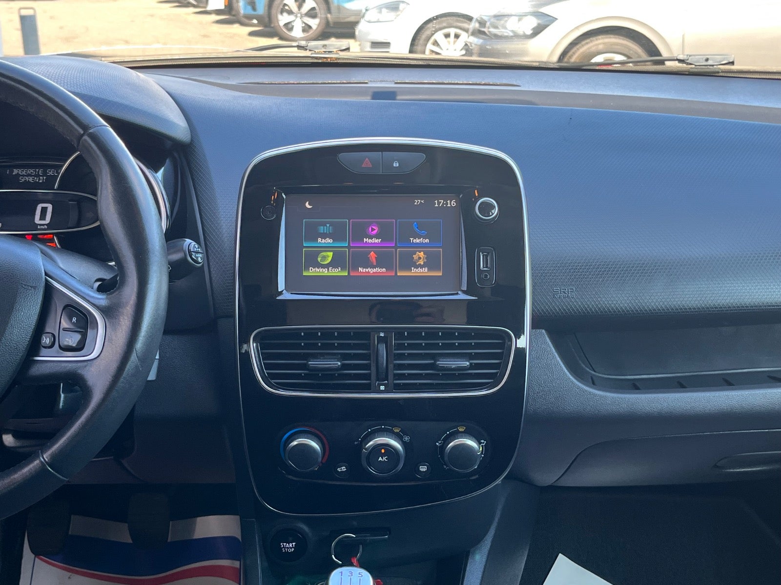 Billede af Renault Clio IV 1,5 dCi 90 Zen Sport Tourer