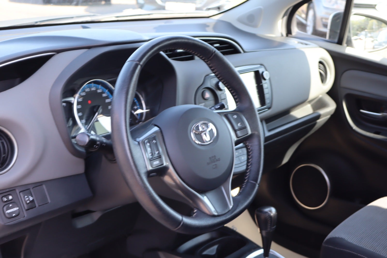 Billede af Toyota Yaris 1,5 Hybrid H2 Touch e-CVT