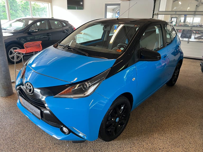 Toyota Aygo VVT-i x-black