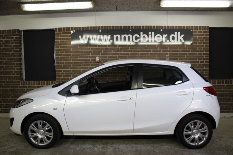 Mazda 2 Advance