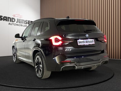 BMW iX3 Charged M-Sport