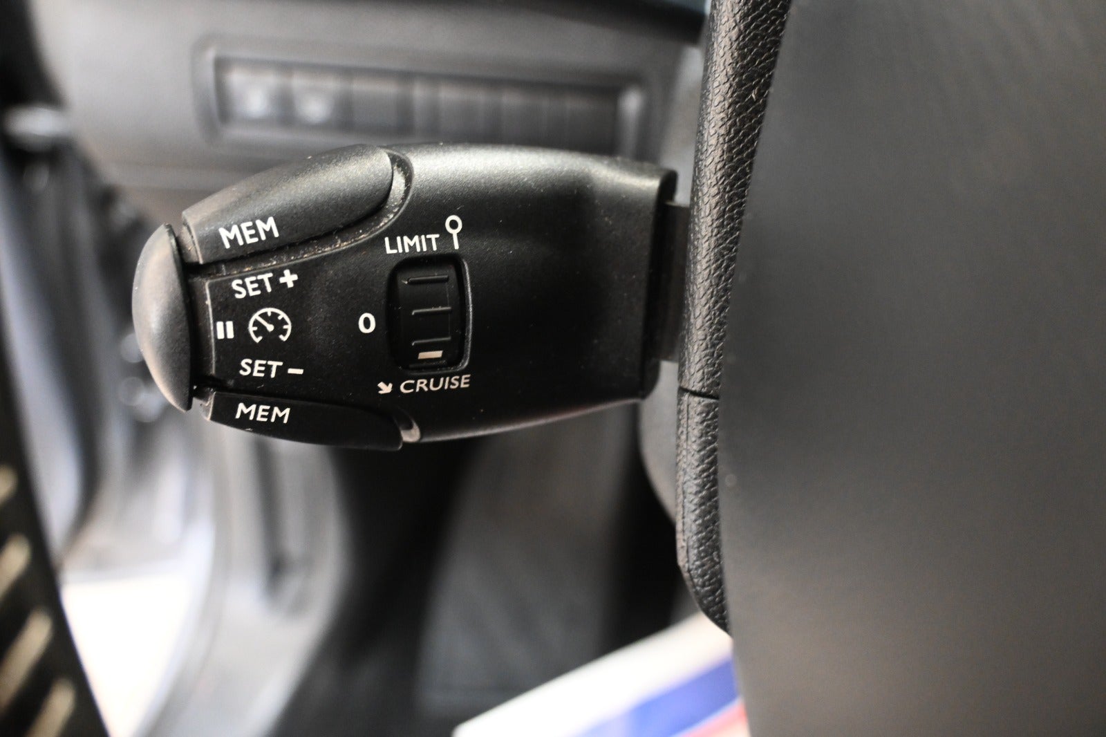 Peugeot 308 BlueHDi 120 Allure SW EAT6