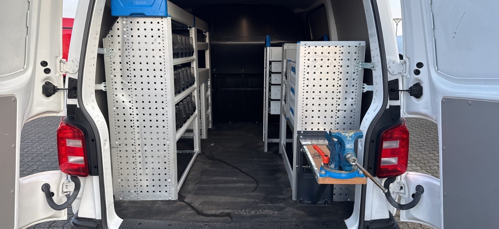 Billede af VW Transporter 2,0 TDi 114 Kassevogn kort BMT